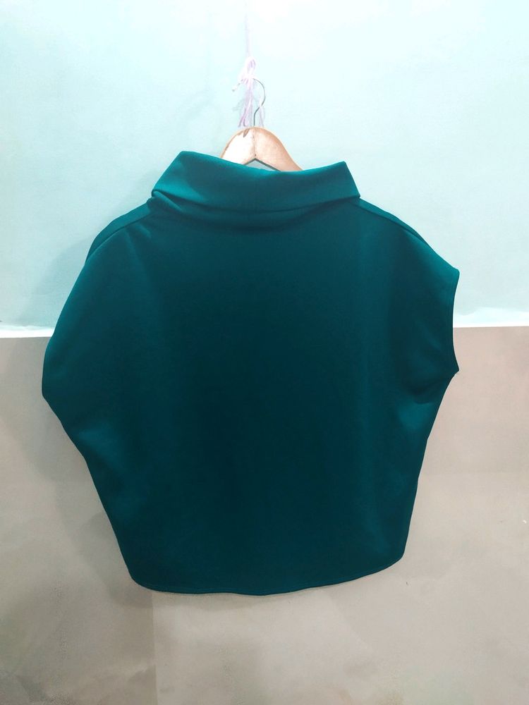 Sleeve Less Mock Neck Top