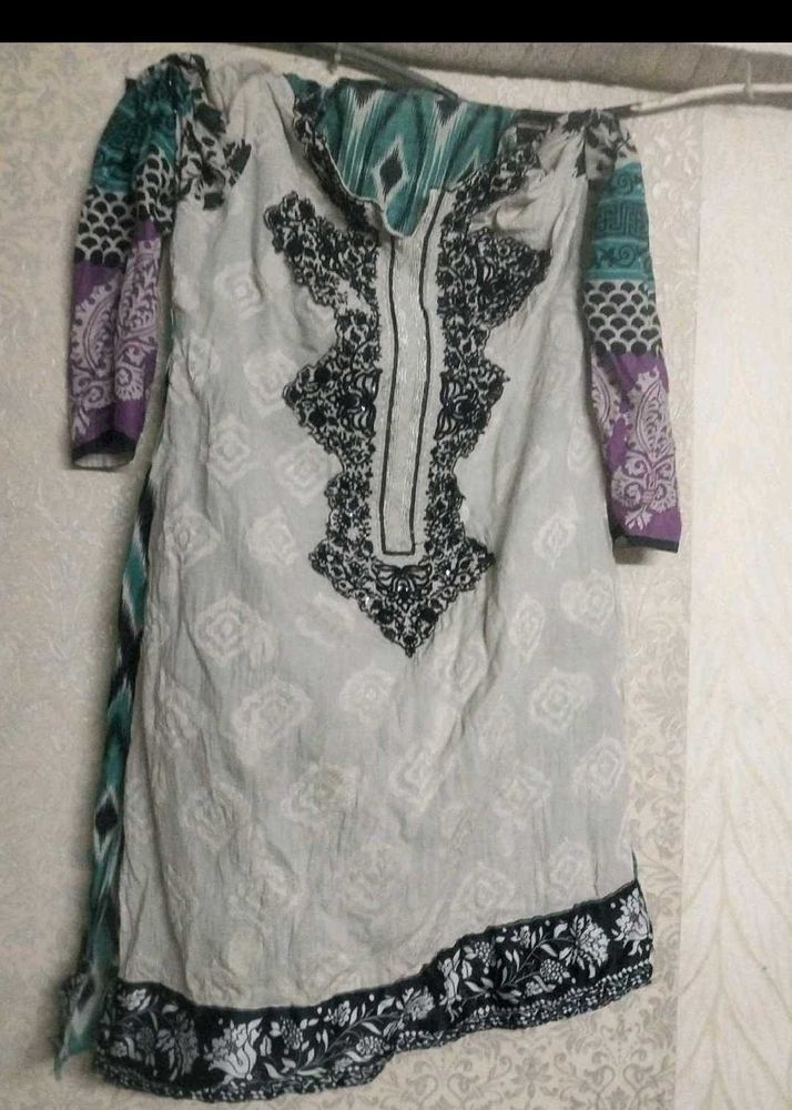 Pakistani Kurta