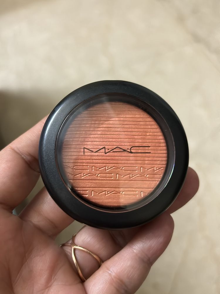 MAC Extra Dimension Blush Just A Pinch Shimmer