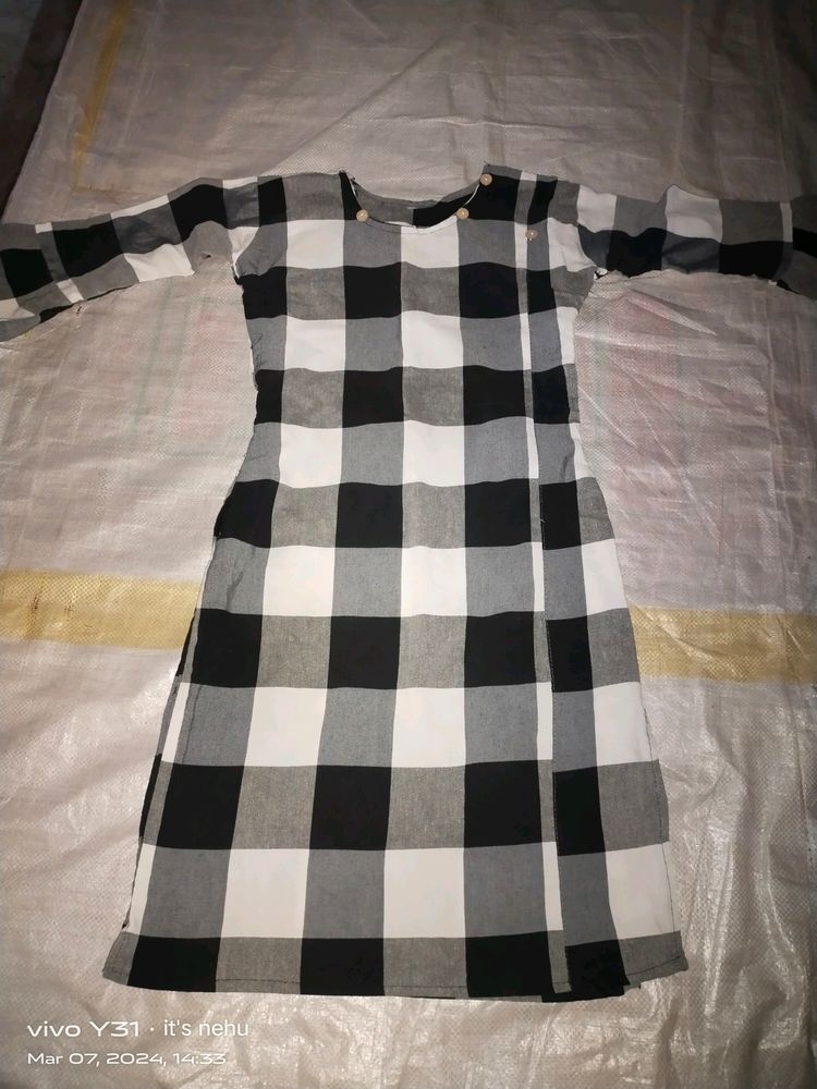 Good Checked Kurta