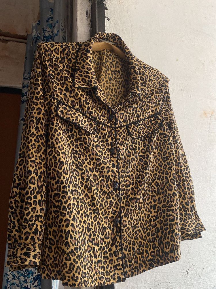 This is Leopard Printed Shirt Full Sleeve