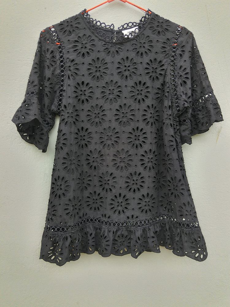 SEED Black Embroidery Lace Cotton Top