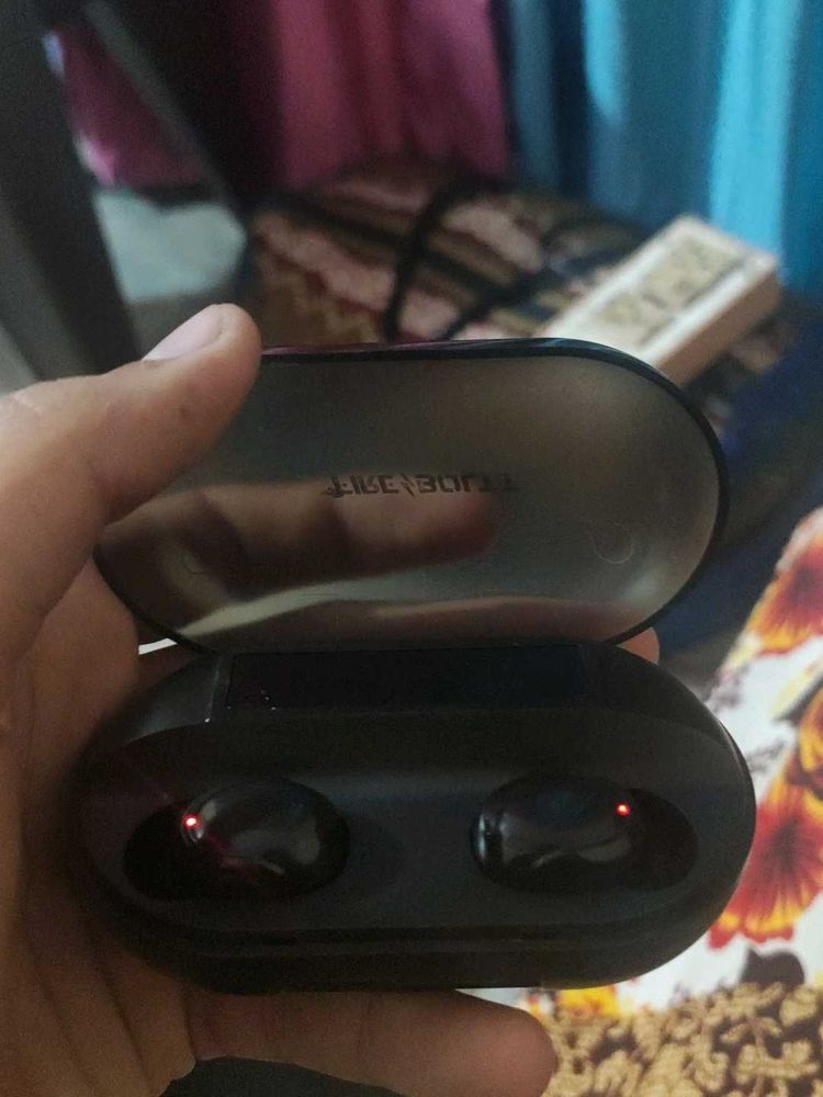 Fire Boltt Earbuds