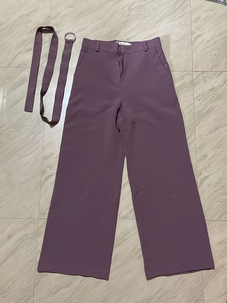 Highwaist Trousers With Belt