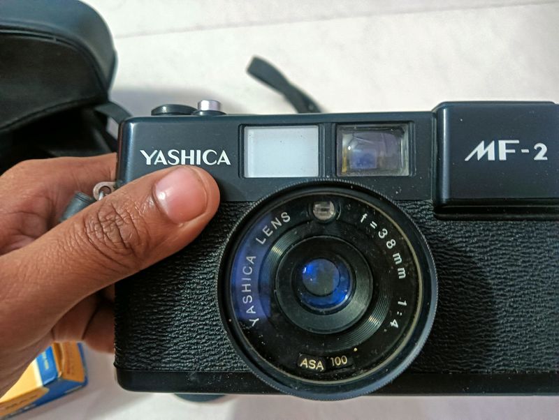 Antique Yashica Camera...