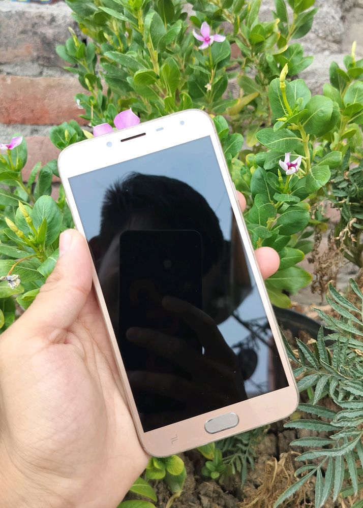 Samsung Galaxy J4