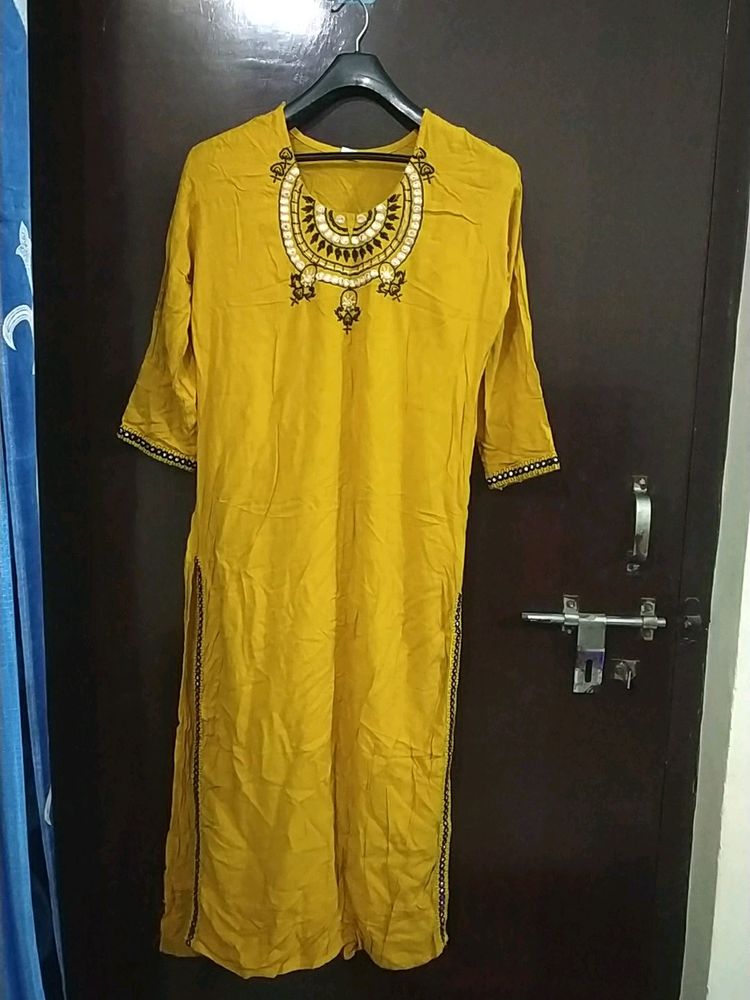 YELLOW KURTI