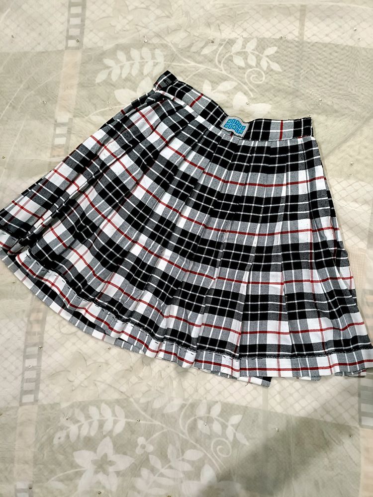 Black Check Pleated Wrap Skirt