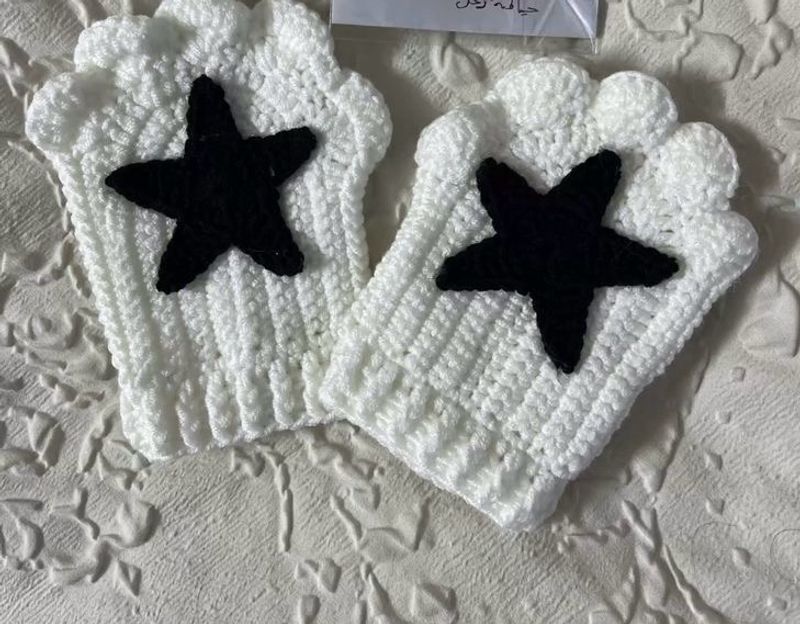 Crochet Star Fingerless Gloves