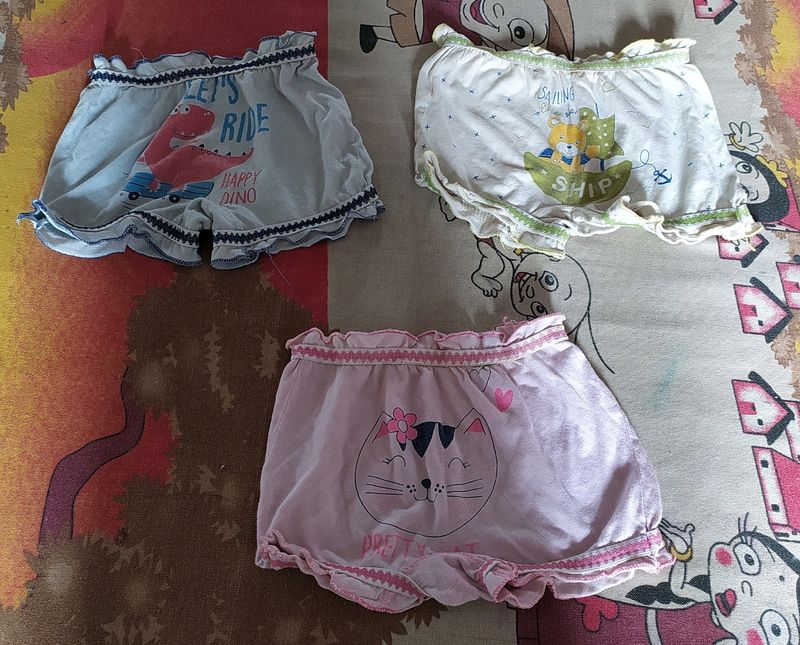 Baby Girls/Boy Cartoon Printed Bloomers