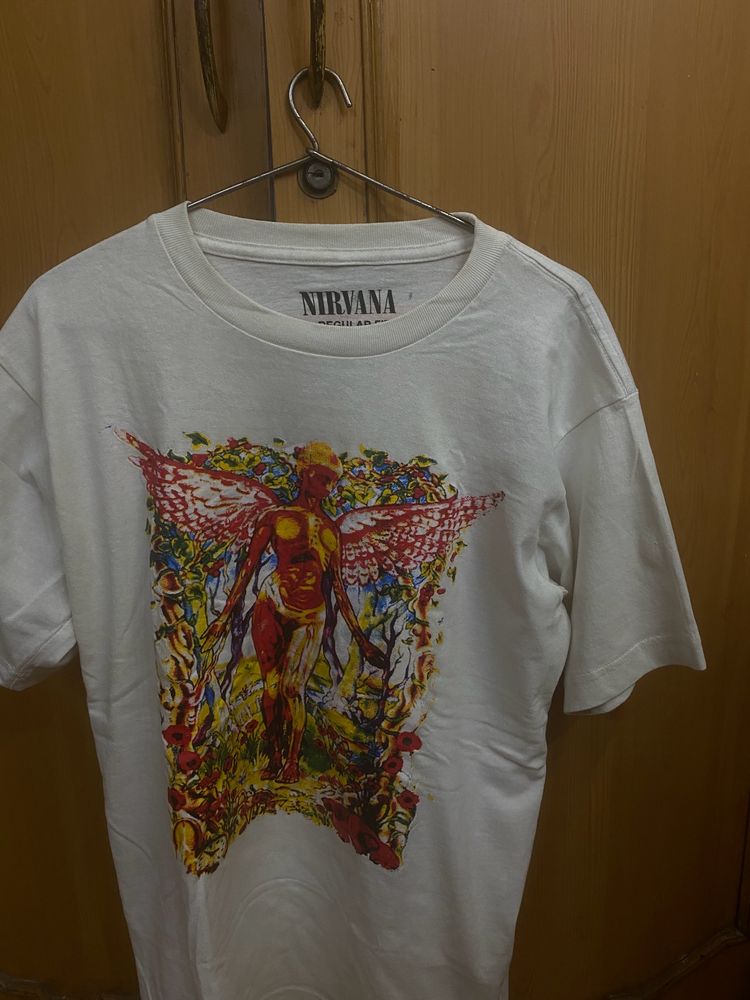 Nirvana Tshirt Medium Size Unisex