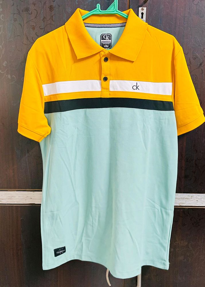 Multi Polo T-shirt Like New