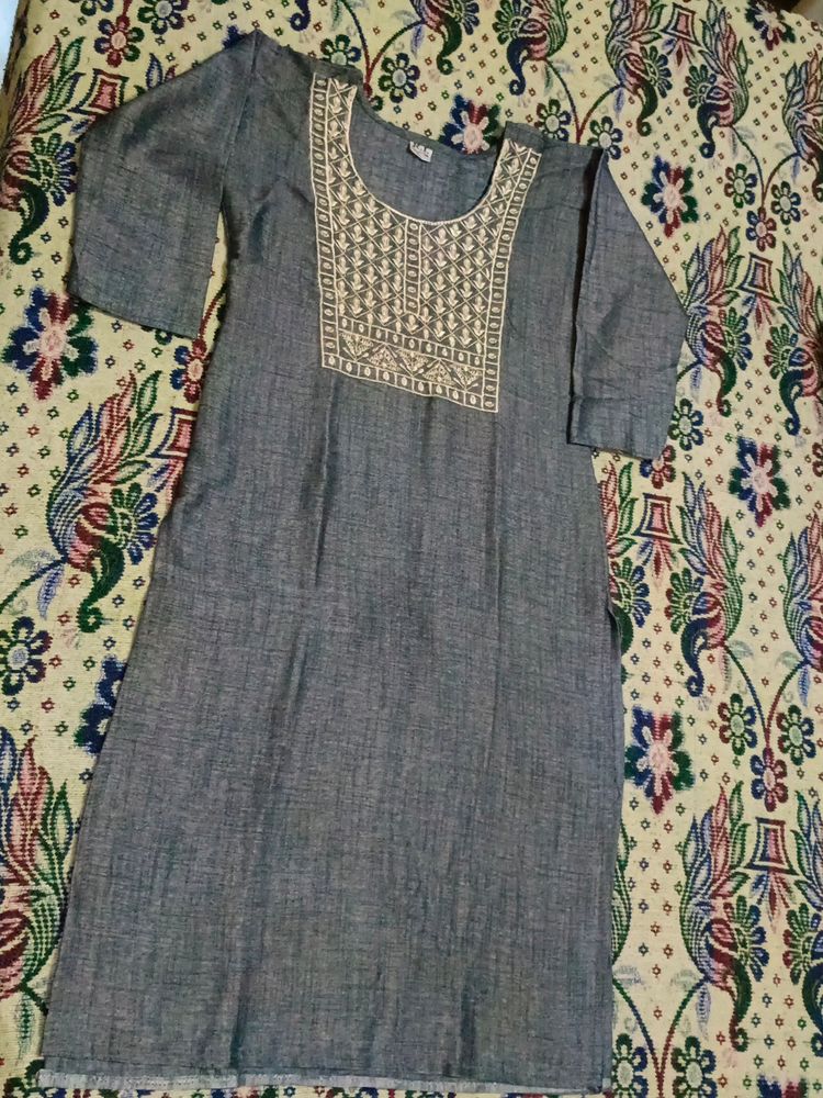 Beautiful Embroidery Kurti