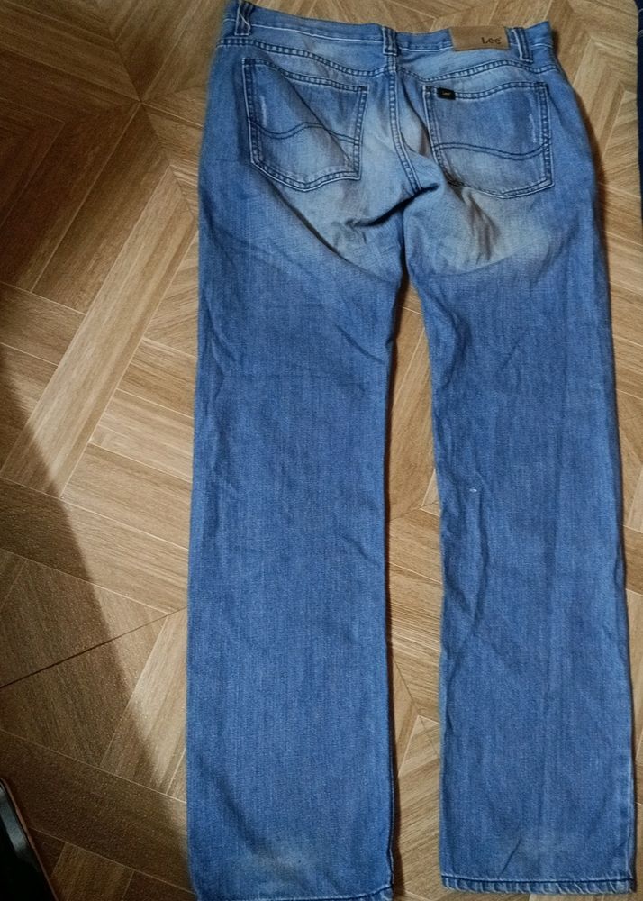 Lee Brand Jeans With Good Condition