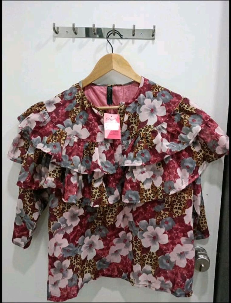 *SALE*Brand Top