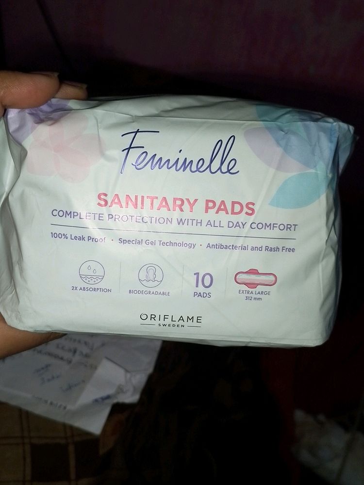 Pack Of 10 Sanitary Pads XL From Oriflame