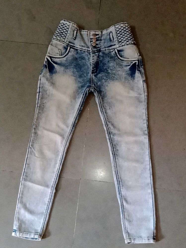 Blue Jeans High Waist With 4 Button