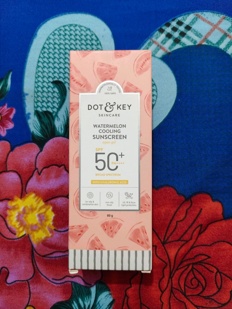 Dot & Key Watermelon Cooling Sunscreen.80 Gm