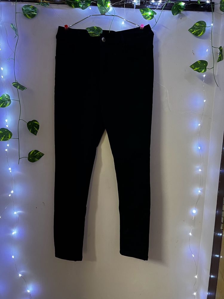 Dark Bold Black High Waist Quality Jean W 28-30