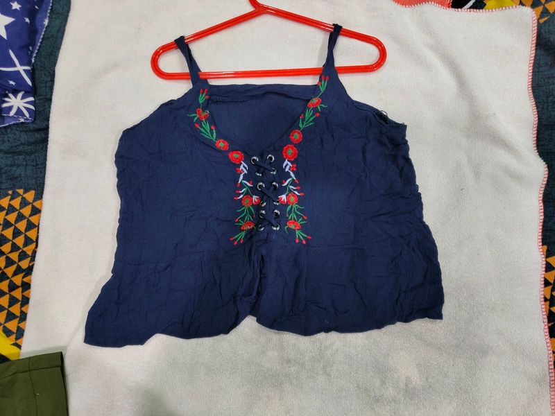 Navyblue Colour Sleeveless Croptop