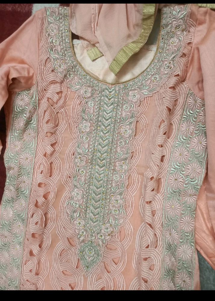 Cutwork Design Suit