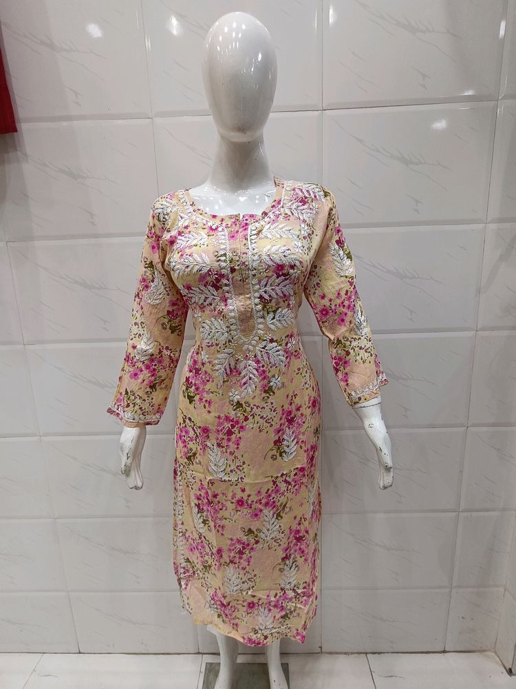 Lakhnavi Kurti