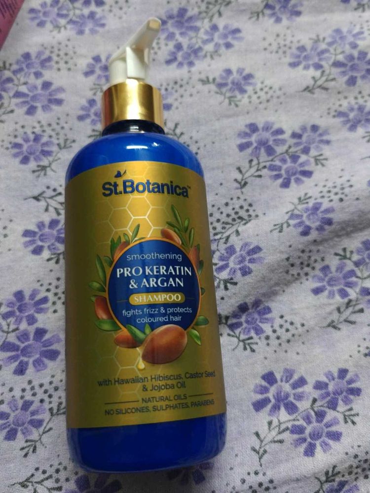 St. Botanica Pro Keratin & Argan Shampoo