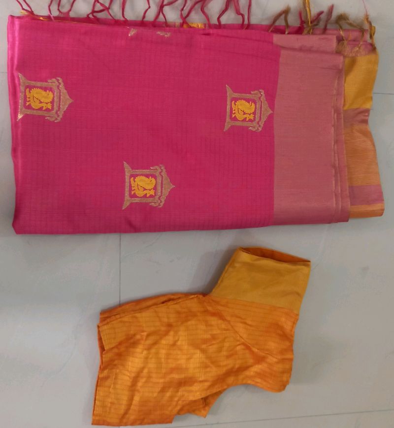 Beautiful Handloom Saree