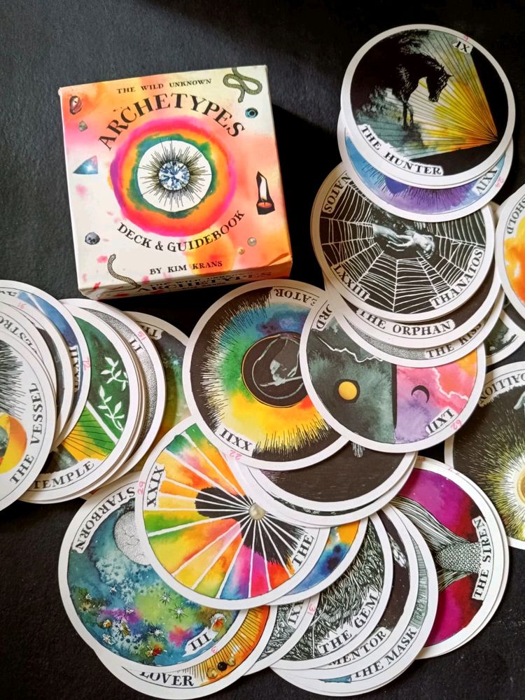 Archetypes Tarot Deck + One Freebie 🤍