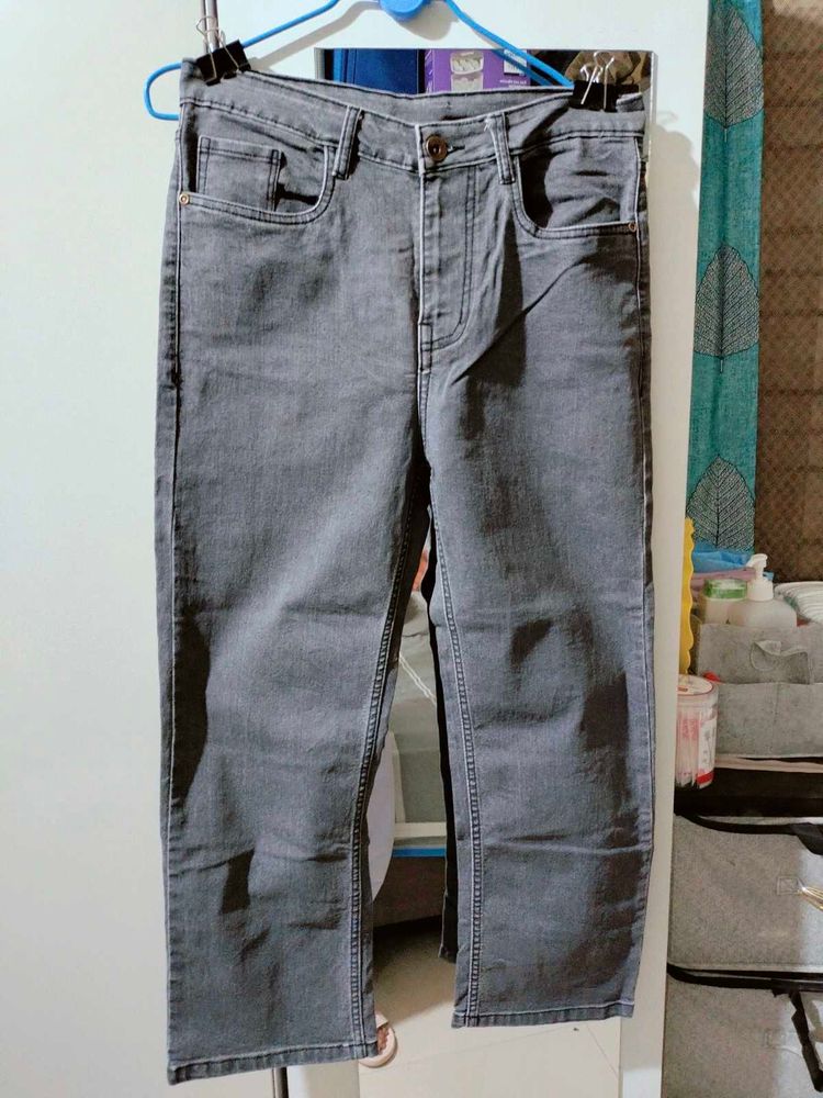 GREY HIGH WAIST STRAIGHT FIT JEANS