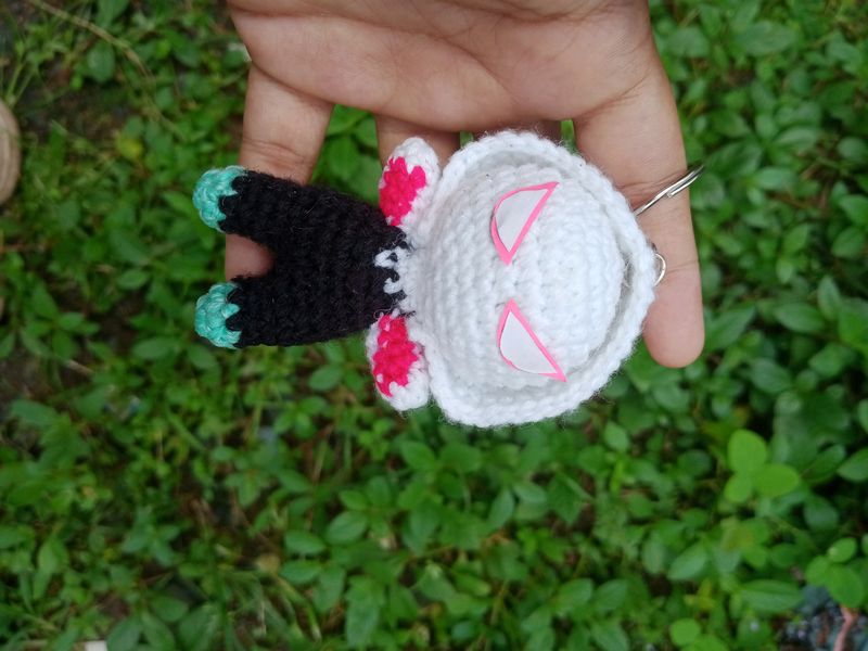 Crochet Gwen Keychain 💗🕸️