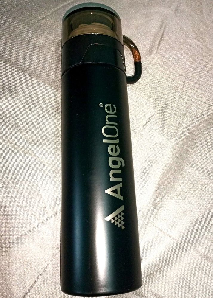 Bottle/ insulated water bottle