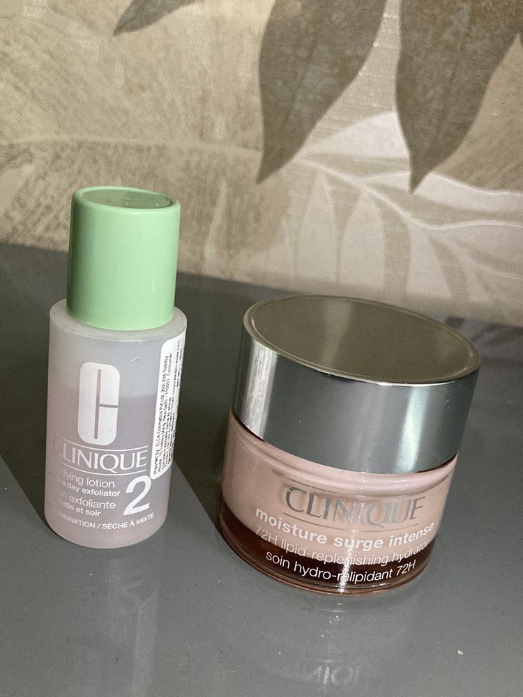 Clinique Moisture Surge And 30 Ml Clarifying Lotio