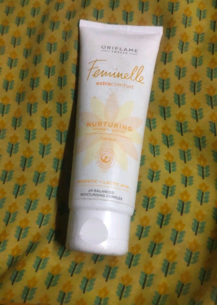 Oriflame Feminelle Nurturing Intimate Lotion