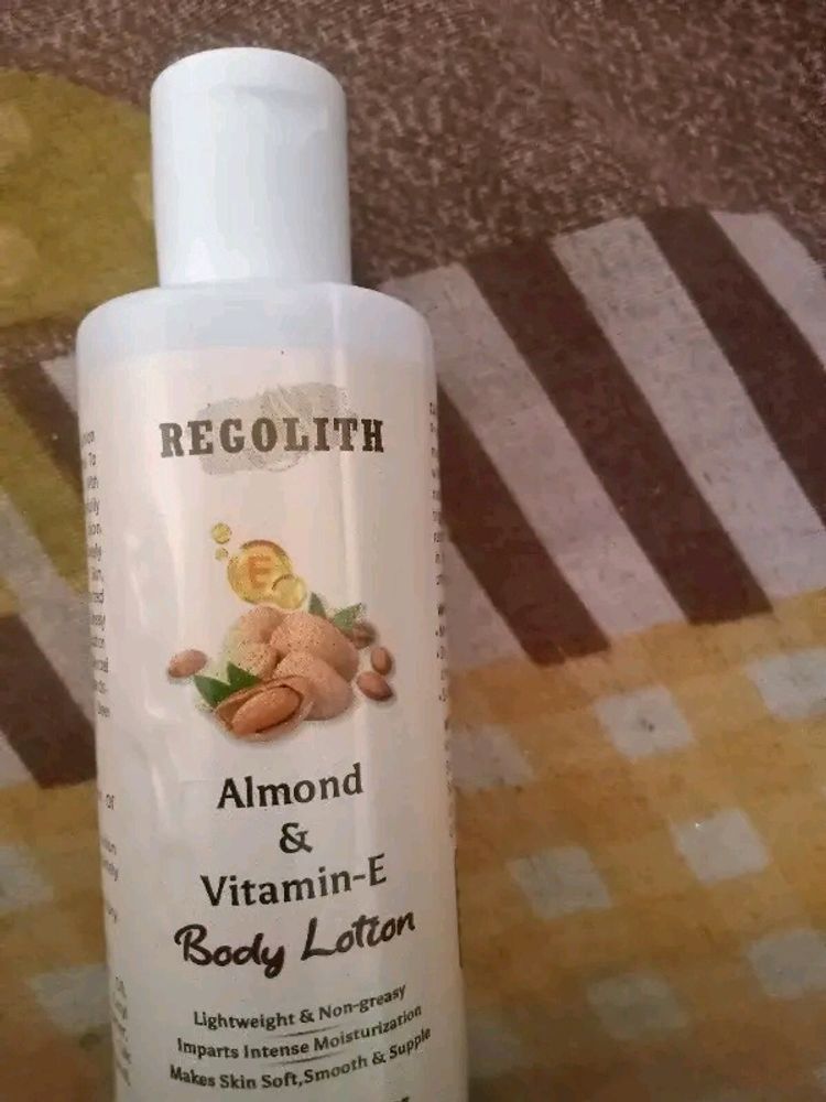 Regolith Almond & Vitamin-E Body Lotion