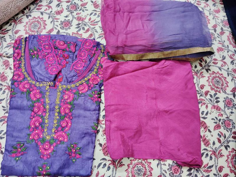 Suit With Dupatta