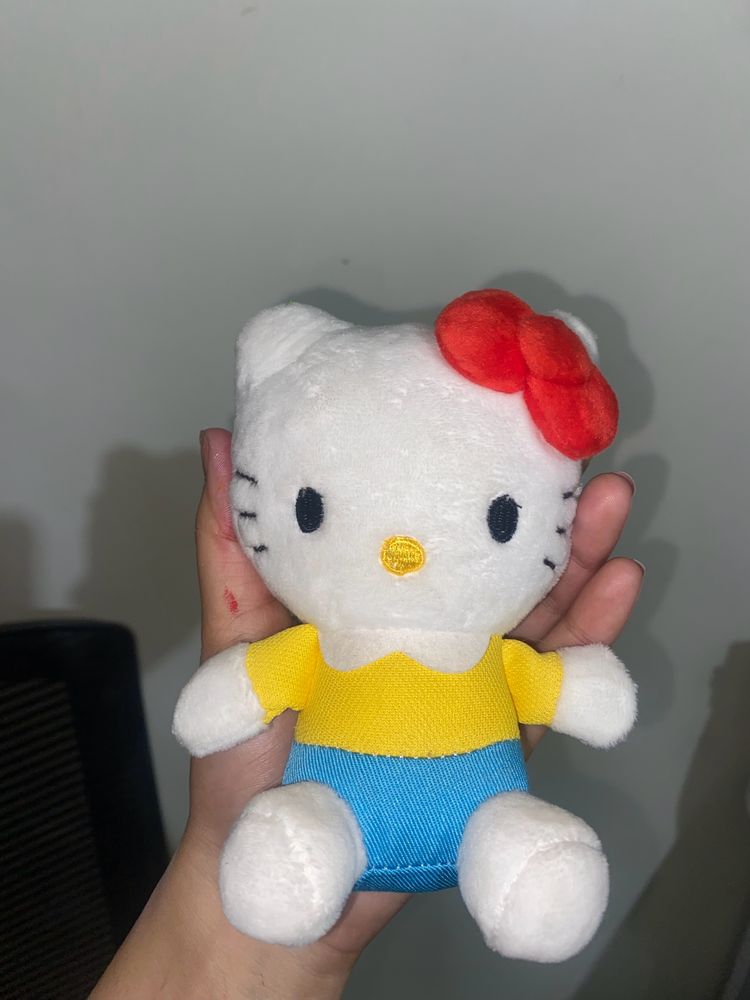 Hello Kitty Plushie