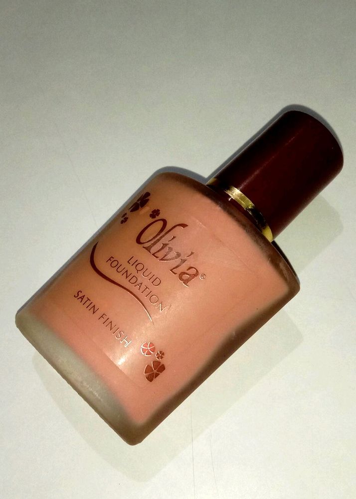 Olivia Liquid Foundation