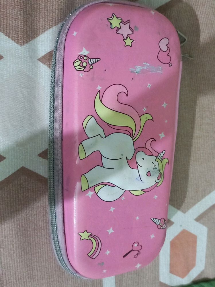 Very Cute Unicorn Pencil Box