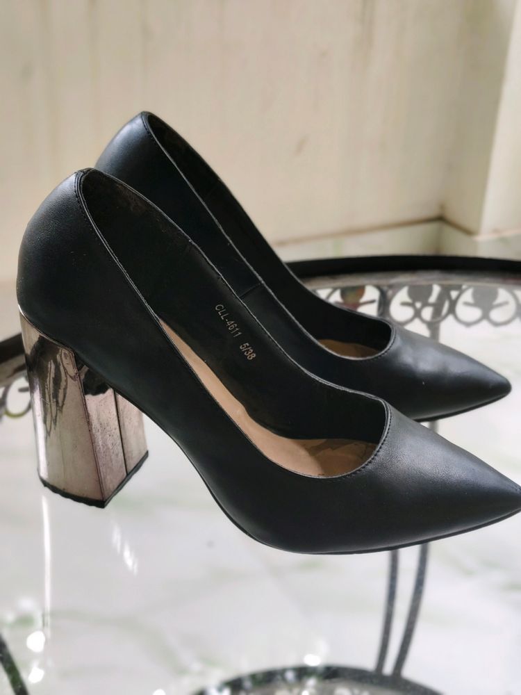 Carlton London Block Heels