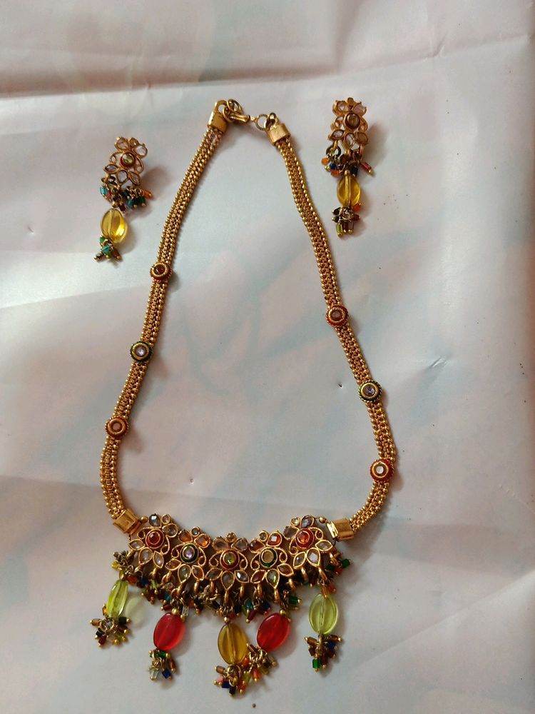 Jwellery Set With Earrings