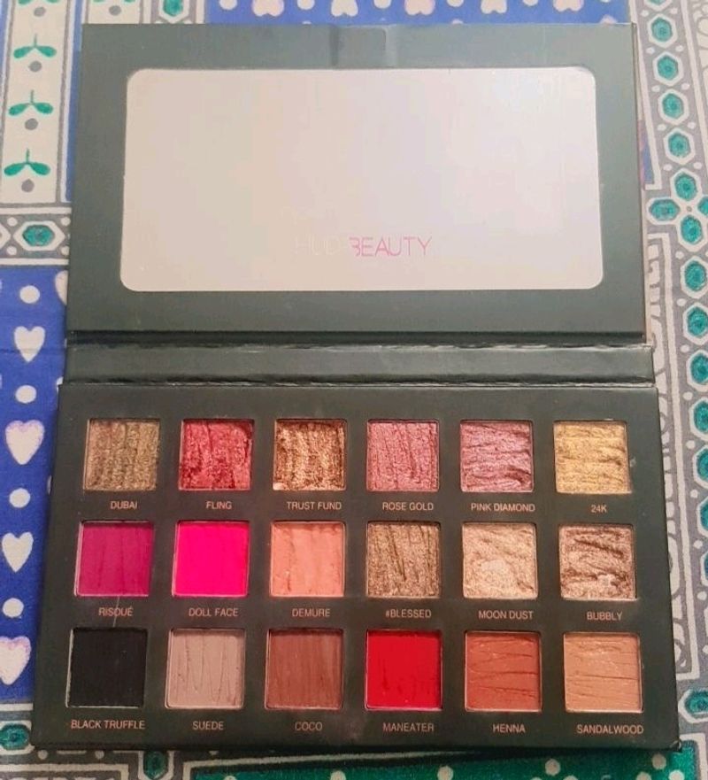 Eye Shadows Palette