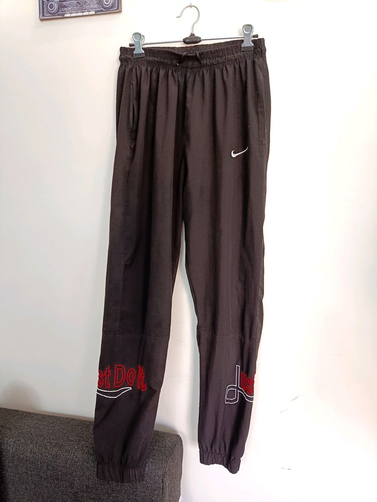 Nike Lower