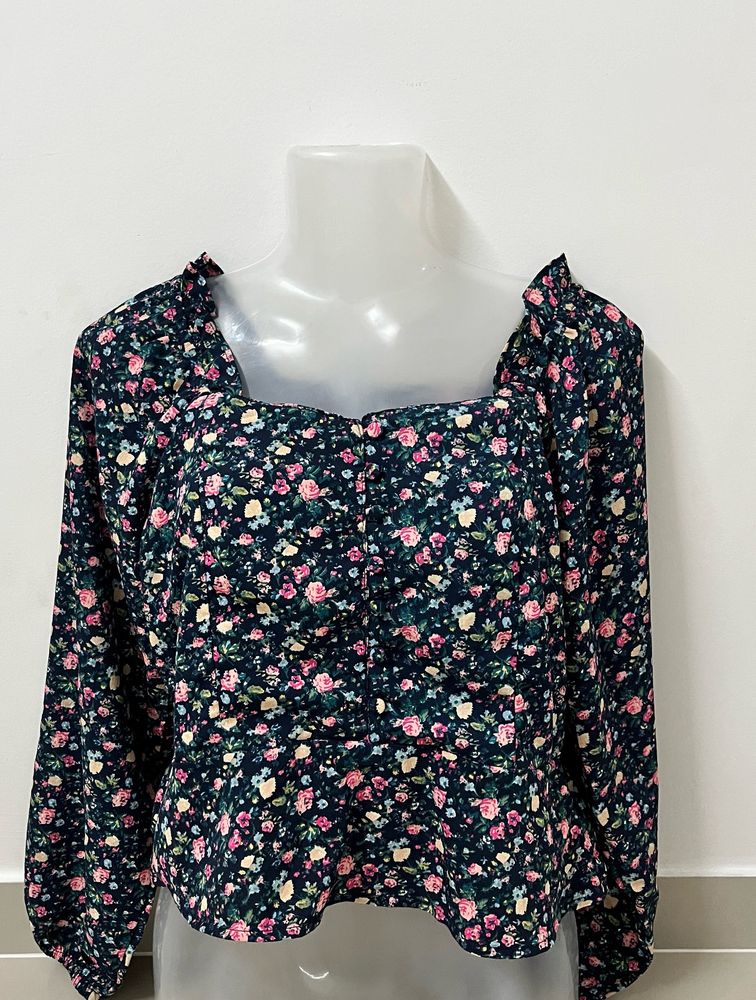 Branded RARE floral printed beautiful top