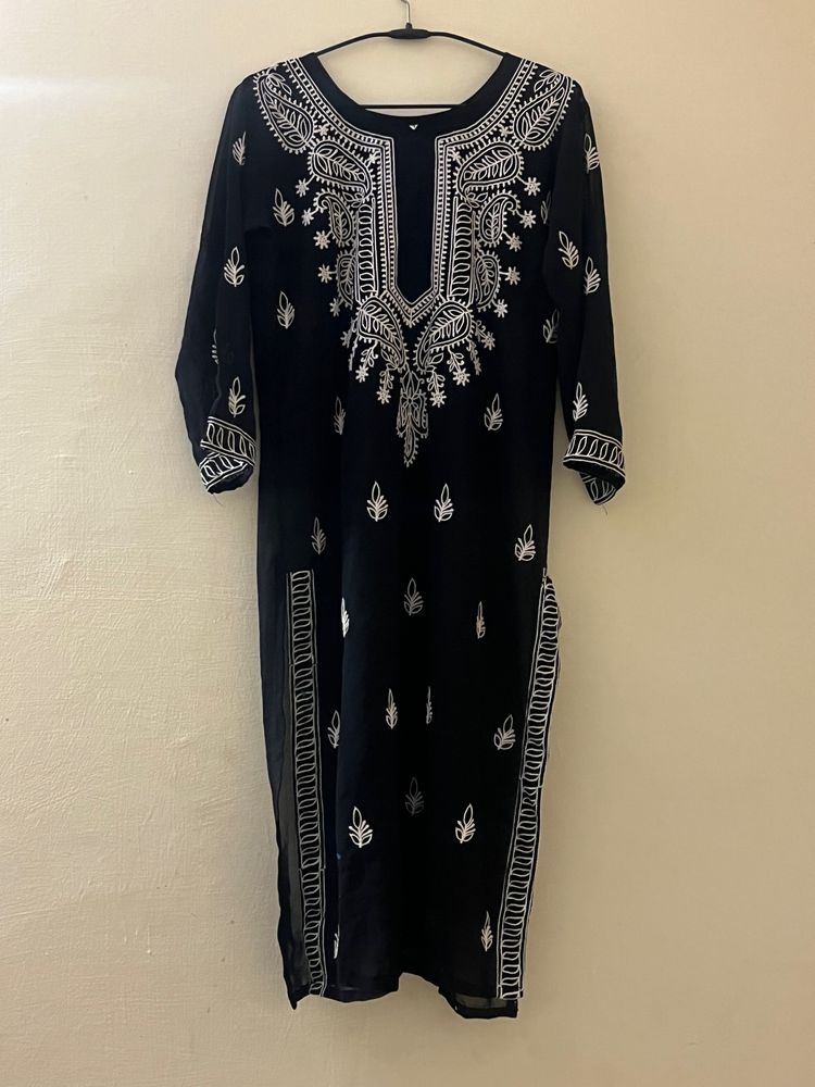 Black Chiffon Kurta With White Thread Work