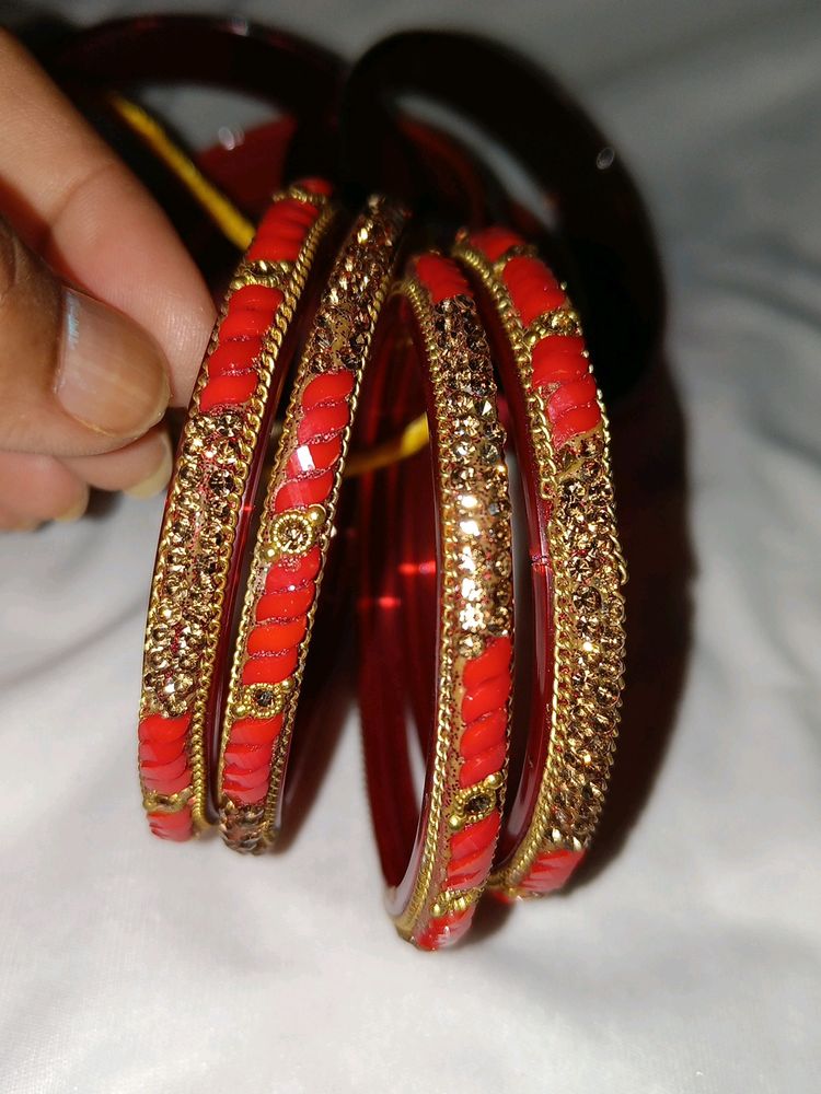 Bangles Made Up Of Glass