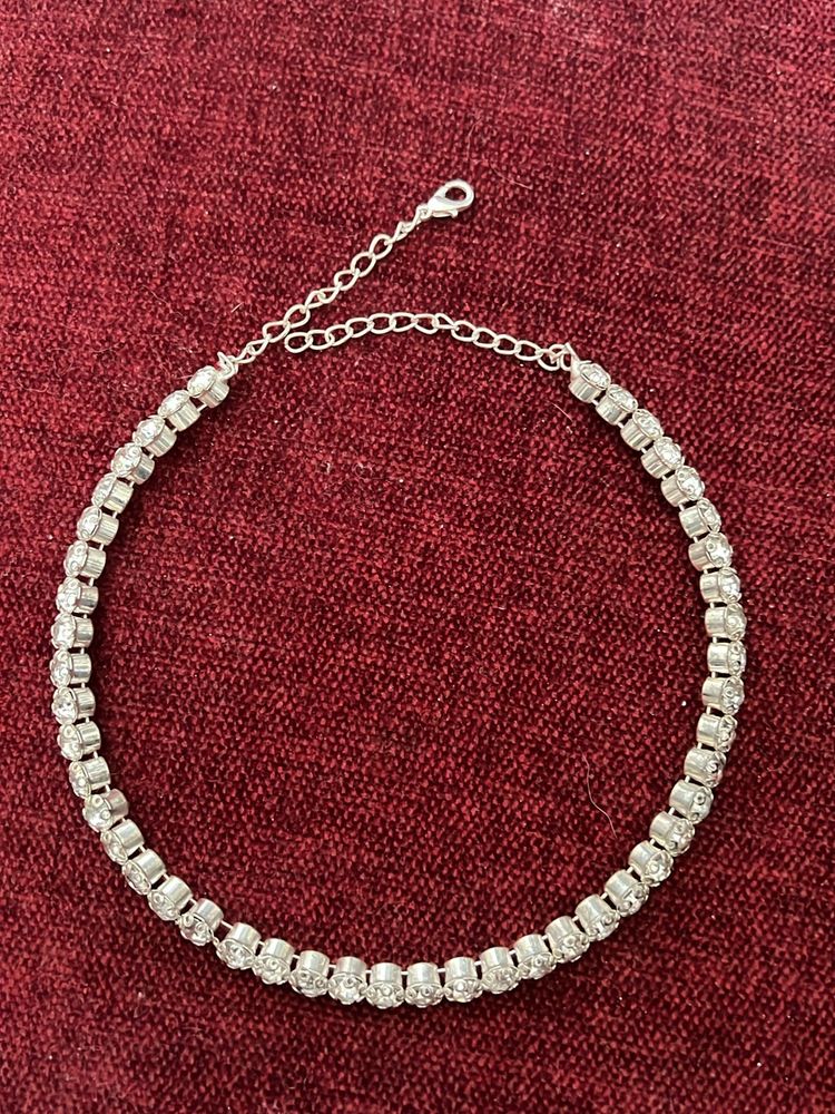 White Stone Choker Necklace
