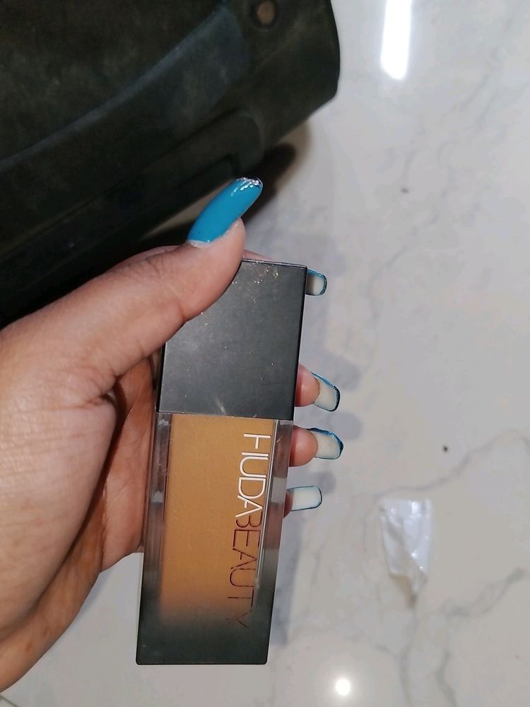 Huda Beauty Foundation