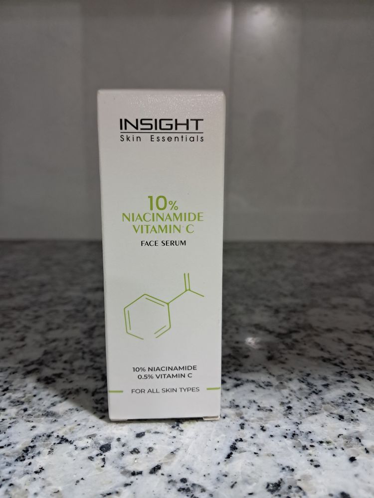 Insight Cosmetics 10% Niacinamide Vitamin C