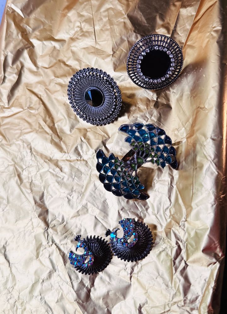 3 Peice Of Traditional Rings And 1 Peacock Studs